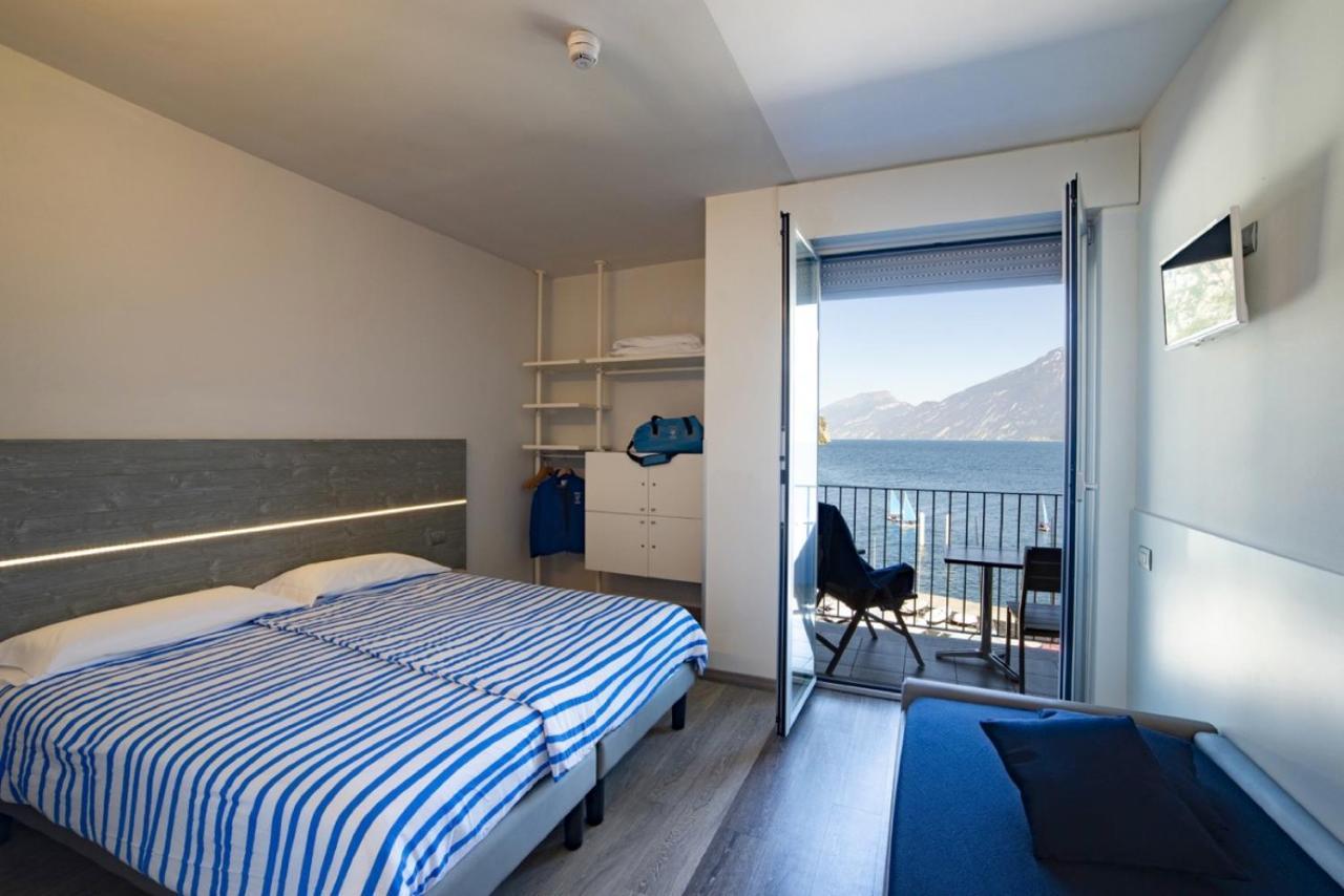 Campione Univela Rooms & Beds - Private Beach * Tremosine