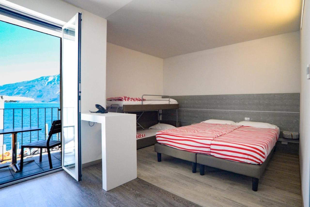 Campione Univela Rooms & Beds - Private Beach Tremosine