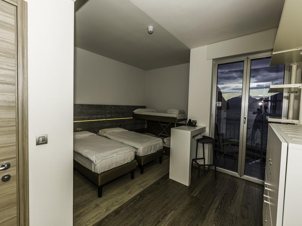 Hostel Campione Univela Rooms & Beds - Private Beach *