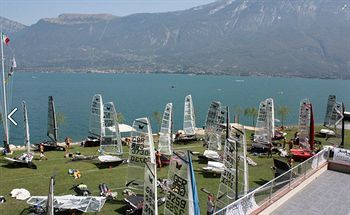 Campione Univela Rooms & Beds - Private Beach Tremosine
