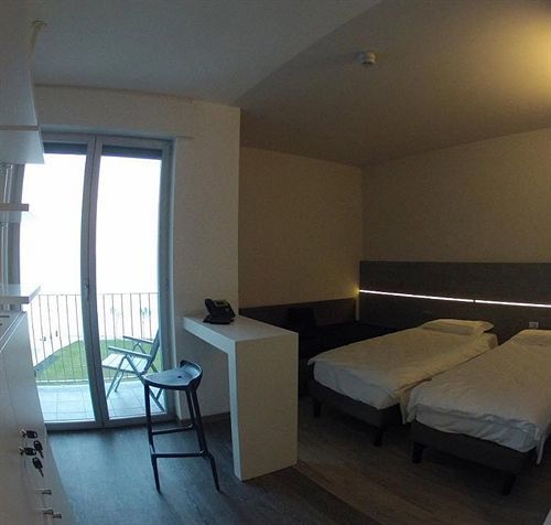 Campione Univela Rooms & Beds - Private Beach * Tremosine