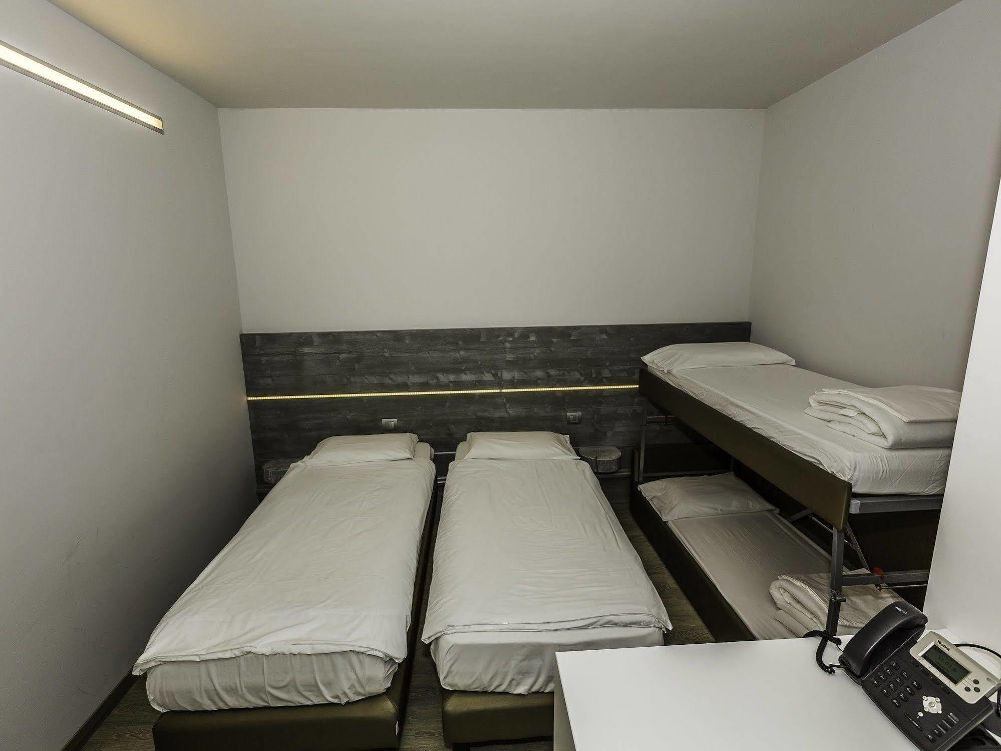 Campione Univela Rooms & Beds - Private Beach * Tremosine