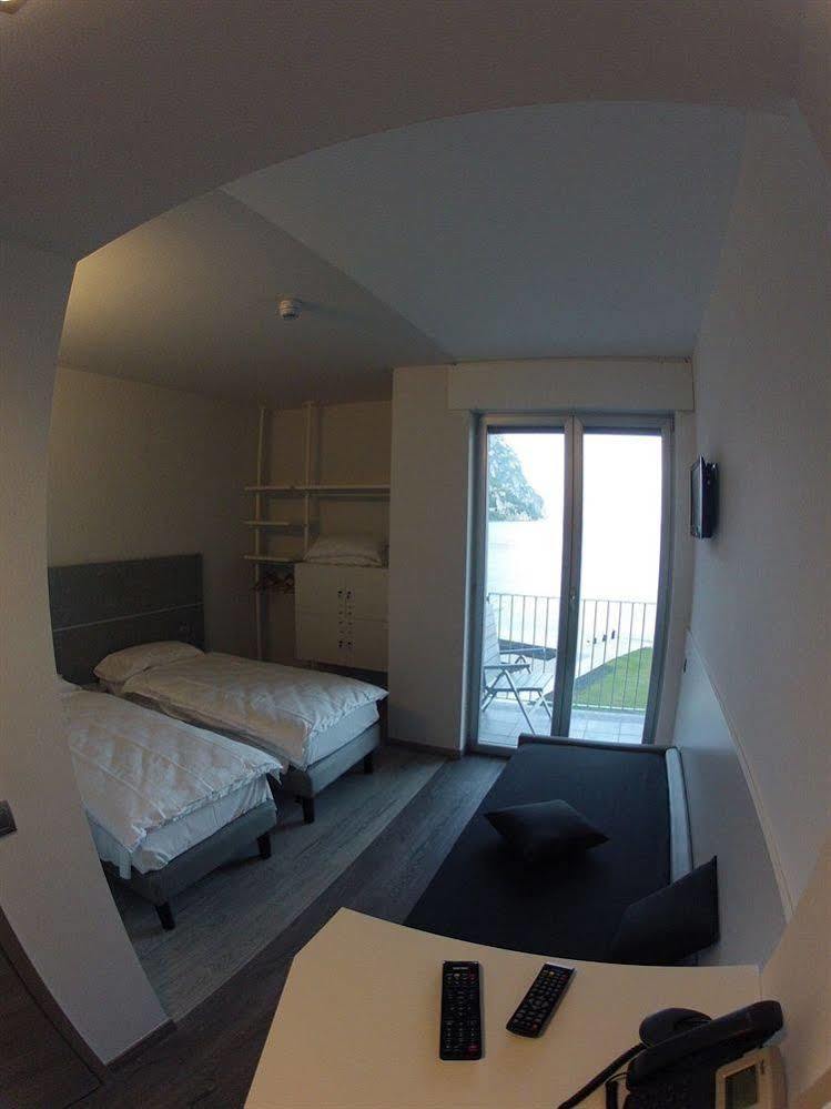 Hostel Campione Univela Rooms & Beds - Private Beach