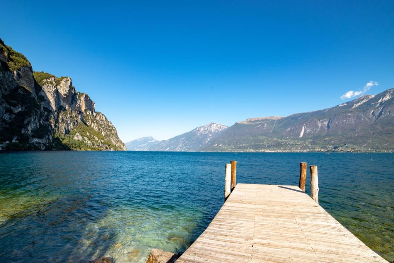 Campione Univela & Beds - Private Hostel
